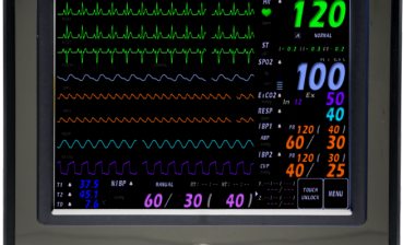 Monitor 6 thông số có huyết áp xâm nhập